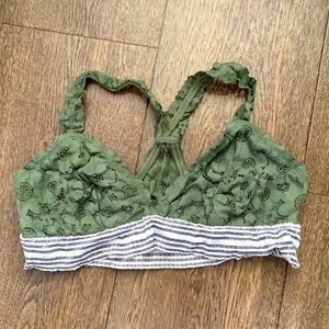 2/$20🦅 Aerie Padded Bralette